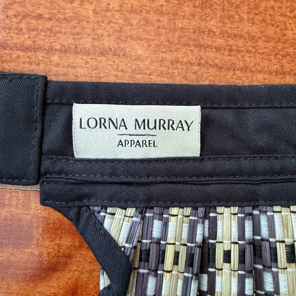 Lorna Murray visor hat accordion Woven Pleated Visor - Black and Beige